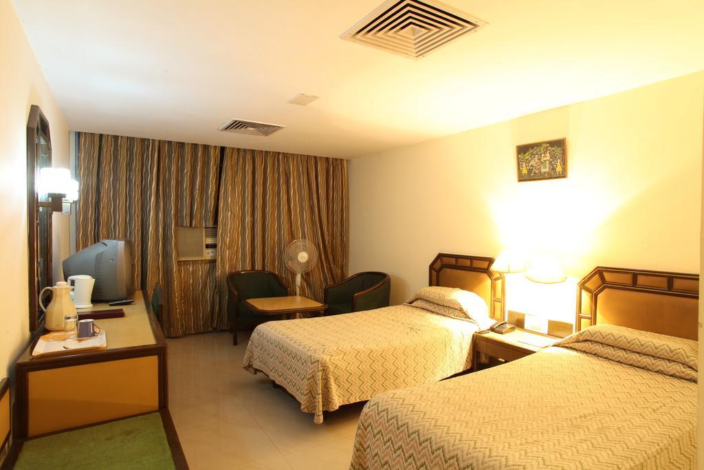 Hotel Jammu Ashok 객실 사진